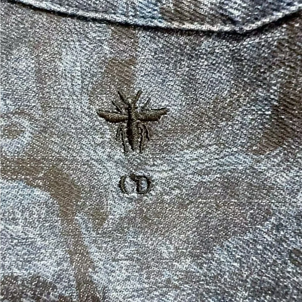 Authentic Dior Textured Blue Jacket - Picture 4 of 6